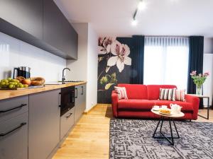 Kuchnia lub aneks kuchenny w obiekcie Aparthotel Inspire Miodova Residence