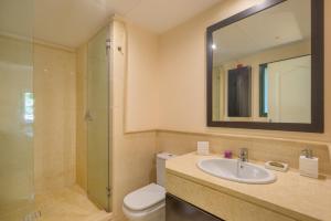 Fotografia z galérie ubytovania CAPANES DEL GOLF LUXURY APARTMENT v destinácii Benahavís + 15 fotografií