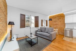 Kuchyň nebo kuchyňský kout v ubytování Sant Pau Ramblas Apartments Serennia