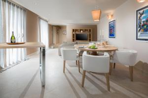 Posedenie v ubytovaní Villa Melita by HMZ Villas
