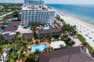 an aerial view of the hotel and the beach at Beachcomber Resort & Club in Pompano Beach