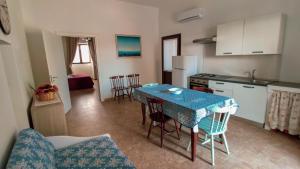Кухня или мини-кухня в Masseria Prisuti
 +37 фотографий