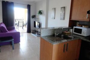 Kuchyň nebo kuchyňský kout v ubytování Apartamento en playa Canet de Berenguer