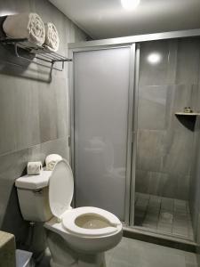 Ένα μπάνιο στο Hotel Pabela
