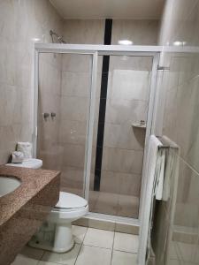 Ένα μπάνιο στο Hotel Pabela