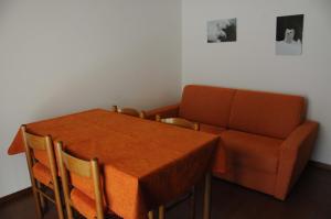 Foto dalla galleria di Residenza al Ponte appartamenti 5 e 6 a Branzi Altre 27 foto