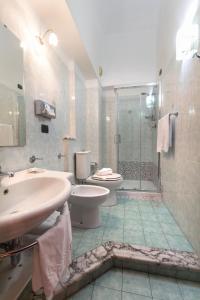 Koupelna v ubytování Hotel Sant'Elia