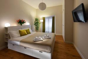 A television and/or entertainment centre at Tula Inn