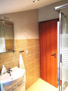 Kúpeľňa v ubytovaní Tena Apartment + 30 fotografií