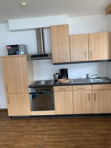 Kuchyň nebo kuchyňský kout v ubytování Ferienwohnung Marina