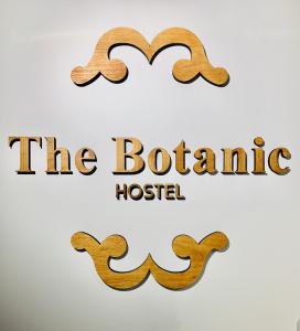 Majutusasutuses VTZ The Botanic Hostel olev sertifikaat, autasu, silt või muu dokument