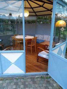 Ein Sitzbereich in der Unterkunft B&B Dream On Wheels