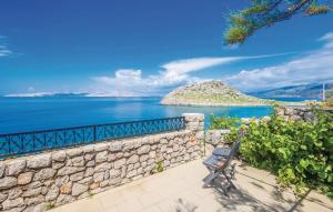Hrvatska, SVETI JURAJ, Vila Grosa