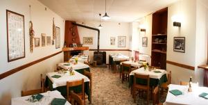 Restoran atau tempat lain untuk makan di Baita Bondella