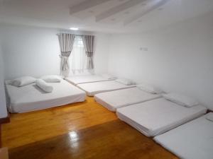 Fotografie z fotogalerie ubytování Budi Asih Guest house Syariah v destinaci Duku