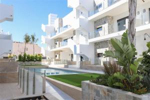Bazén v ubytování Luxury Appartement Alicante Los Arenales Del Sol, Near Beach, Large Solarium, Full Equipement nebo v jeho okolí