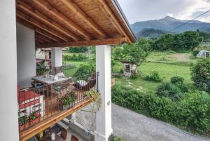 een uitzicht vanaf het balkon van een huis bij Bed and Breakfast Ca D'Pandin in Peveragno