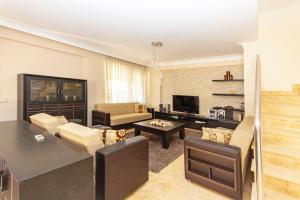 Gallery image of Paradise Town Villa Royal 100 MBPS free wifi in Belek