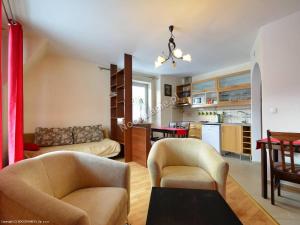 Kuchyňa alebo kuchynka v ubytovaní Apartamenty Skaldowie