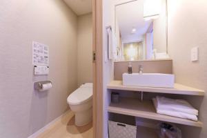 Ванная комната в Meitetsu Inn Hamamatsucho