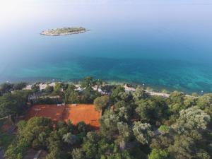 an aerial view of an island in the ocean at Hotel Ruža in Novi Vinodolski