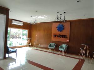 Posedenie v ubytovaní AT TP HOTEL