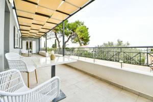 Μπαλκόνι ή βεράντα στο Koukounari Luxury Apartments