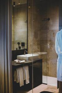 Koupelna v ubytování Waer Waters Spa Hotel + 27 fotografií