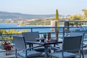 Gallery image of Thealos Village aparthotel Lefkada in Lygia