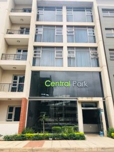 una rappresentazione di un edificio centrale del parco di Umhlanga Ridge self-catering apartment a Durban