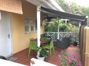 Jardí fora de Eden Kay