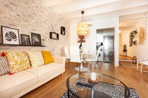 Posedenie v ubytovaní Beautiful Apartment in Abat Street by Batuecas