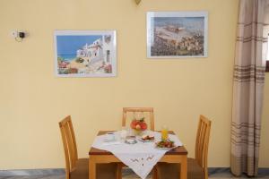 Εστιατόριο ή άλλο μέρος για φαγητό στο Ξενοδοχείο Μουστάκης