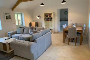 Gallery image of Cart Shed Cottage in Truro