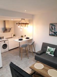 Kuchyň nebo kuchyňský kout v ubytování Apartamento pleno centro Wallada