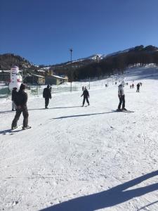 التزلج على الجليد في الفندق أو بالجوار