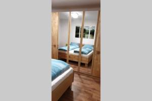 Postel nebo postele na pokoji v ubytování Mia Apartman, Eisenerz