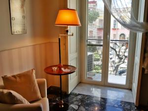 A seating area at La Casetta di Nonna Pina - Appartamento con cucina in pieno centro
