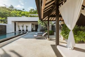 Bazén v ubytování The Pavilions Phuket nebo v jeho okolí