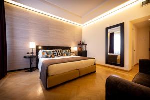 Postel nebo postele na pokoji v ubytování 47 Boutique Hotel