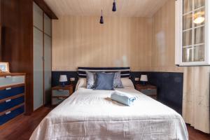 Postel nebo postele na pokoji v ubytování Goldhome - Currican - Casa con amarre, terraza, barbacoa, wifi