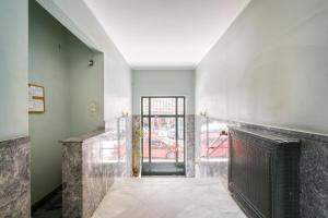 Posteľ alebo postele v izbe v ubytovaní Stylish, Sunny New 2 Bedroom, Prime Central Athens