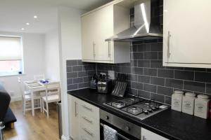 Gallery image of MODERN 2 BEDROOM APARTMENT IN THE HEART OF GREENWICH in London