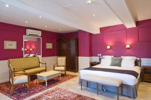 Posezení v ubytování Château & Spa De La Commanderie + 37 fotografií