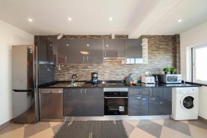 Gallery image of The Stunning Seaview Apartment in Lagos