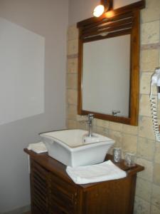 Imagen de la galería de Hôtel Restaurant Chez Pito, en Busque