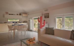 A kitchen or kitchenette at Maestrale 2
