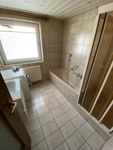 Koupelna v ubytování Erholung gesucht - gefunden + 10 fotografií