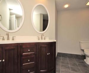 Ένα μπάνιο στο Windsor Place - Palmetto Dunes - Oceanfront. Pools. Hilton Head Island +34 φωτογραφίες