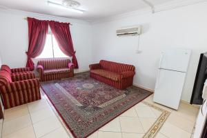 En sittgrupp på Al Eairy Apartments - Al Madinah -1